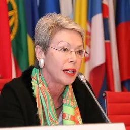 Portrait of Heidi Tagliavini