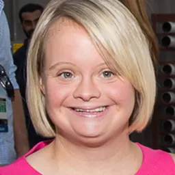 Portrait of Lauren Potter