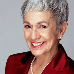 Portrait of Tina Ramírez