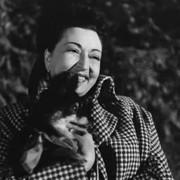 Portrait of Gina Mascetti
