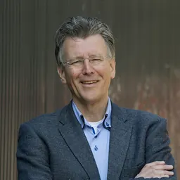 Portrait of Cees Links