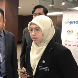 Portrait of Siti Mastura Mohamad