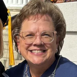 Portrait of Debbie Ricker
