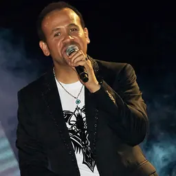 Portrait of هشام عباس