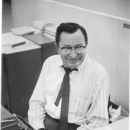 Portrait of Larry Thompson
