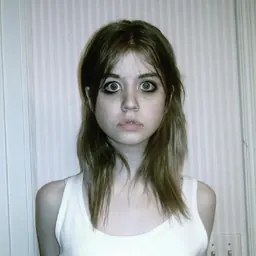 Portrait of Allison Harvard