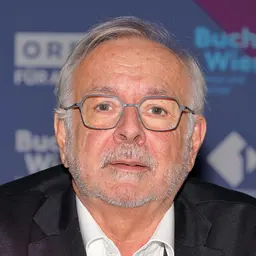 Portrait of Oliver Rathkolb