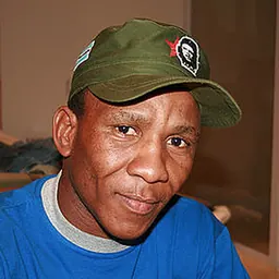Portrait of Khumiso Ikgopoleng