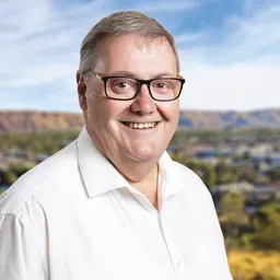 Portrait of Damien Ryan