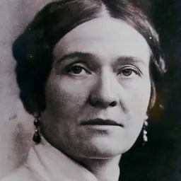 Portrait of Zenzl Mühsam