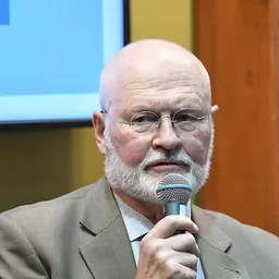 Portrait of Lars Fredén