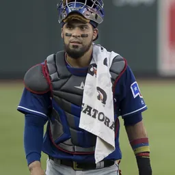 Portrait of Robinson Chirinos