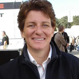 Portrait of Ellen Lohr