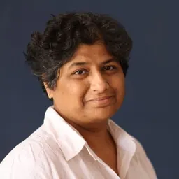 Portrait of Meena Seshu