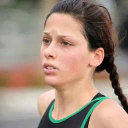 Portrait of Hannah Drewett
