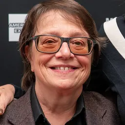 Portrait of Cindy Tolan