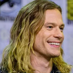 Portrait of Sam Reid