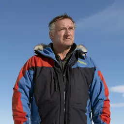 Portrait of David Hempleman-Adams