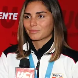 Portrait of Vania Torres