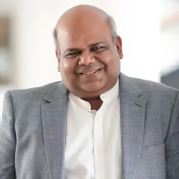 Portrait of Hareesh Tibrewala