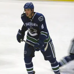 Portrait of Taylor Pyatt