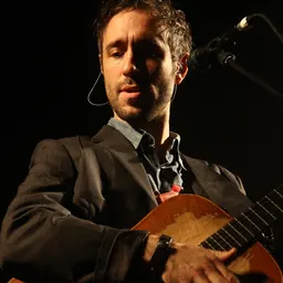 Portrait of Charlie Winston