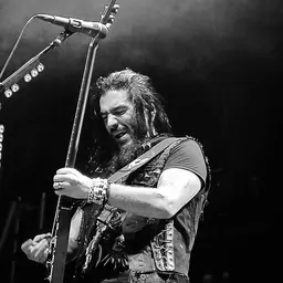 Portrait of Robb Flynn