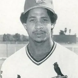 Portrait of Silvio Martínez