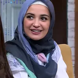 Portrait of Shireen Sungkar