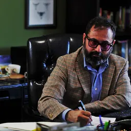 Portrait of Mauricio De la Maza-Benignos