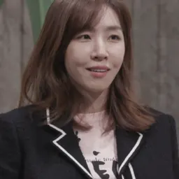 Portrait of Kim Eana