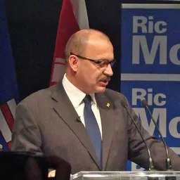 Portrait of Ric McIver