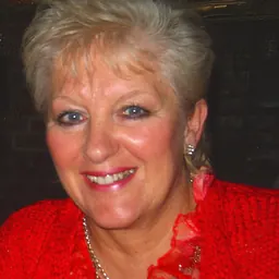 Portrait of Sue Powell-Reed