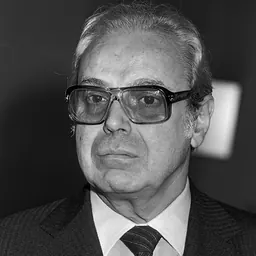 Portrait of Javier Pérez de Cuéllar