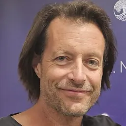 Portrait of Dan Paris