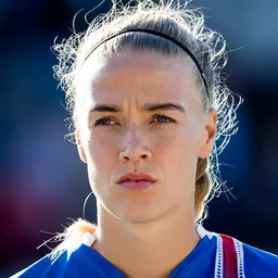 Portrait of Dagný Brynjarsdóttir