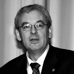 Portrait of Axel Freimuth