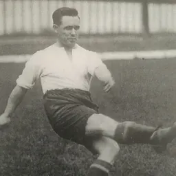 Portrait of Walter Amos