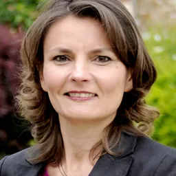 Portrait of Éva Sas