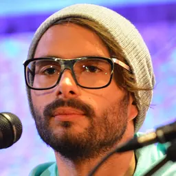 Portrait of ByeAlex