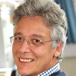 Portrait of Irving Kirsch