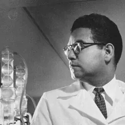 Portrait of Luis E. Miramontes Cárdenas