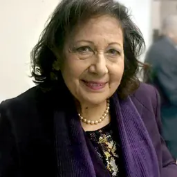 Portrait of Iris Nazmy
