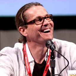 Portrait of Kurt Sutter