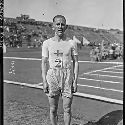 Portrait of Knut Russell