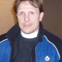 Portrait of Steve Thomas
