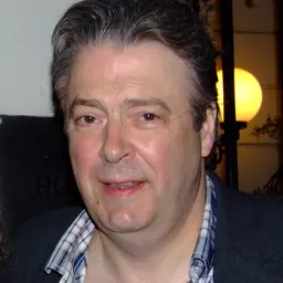 Portrait of Roger Allam