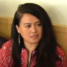 Portrait of Laha Mebow