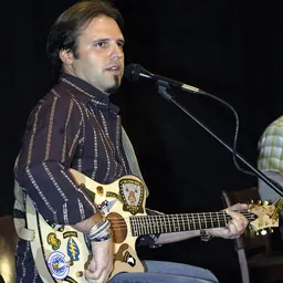 Portrait of Mark Wills