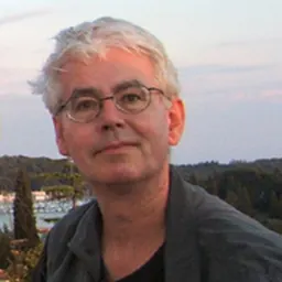 Portrait of Tais Teng